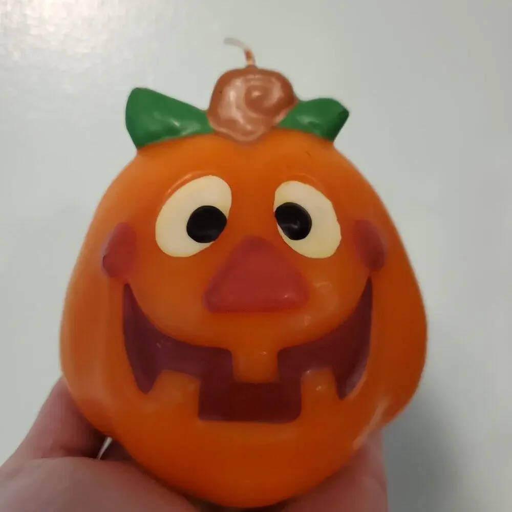 Vintage Gibson Halloween pumpkin jack-o'-lantern candle